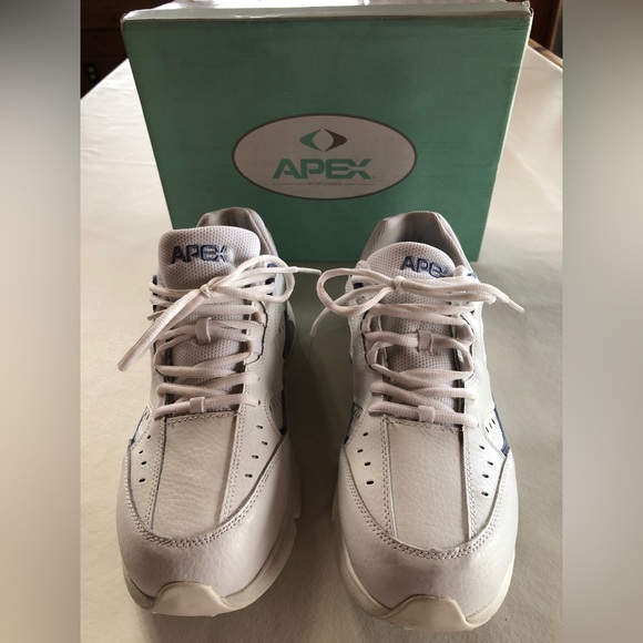 APEX V854 V-Last Orthopedic Walking Shoe (11 X-wide) - Picture 9 of 15